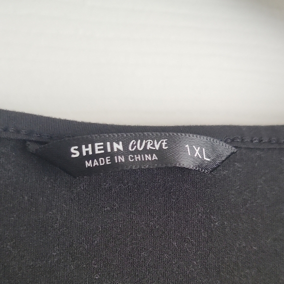 Shein Curve Women's Top - Picture 5 of 11